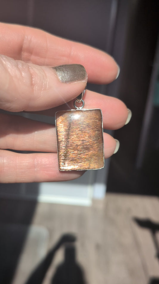 Pendentif rectangulaire pierre de soleil