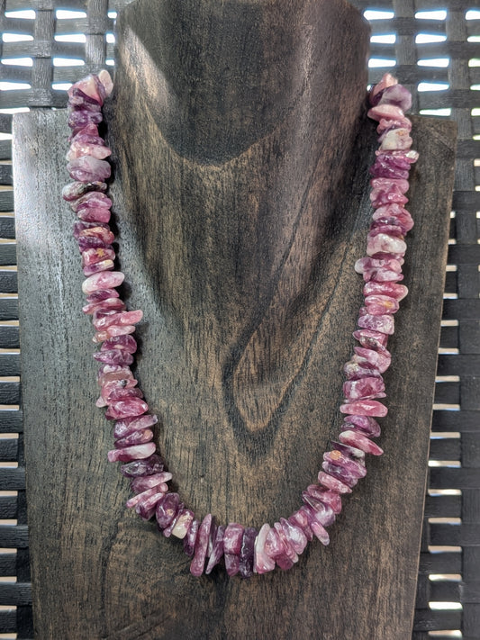 Collier en lepidolite