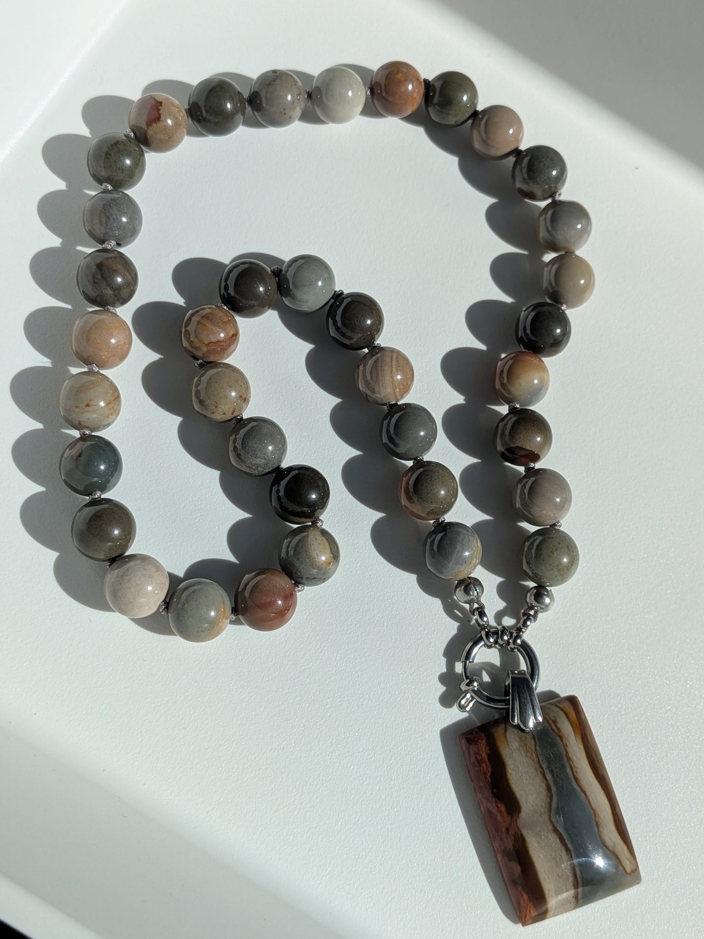 Collier perles 10 mm jaspe polychrome