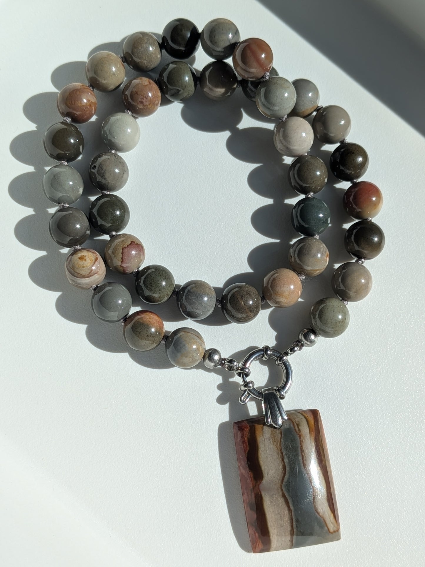 Collier perles 10 mm jaspe polychrome