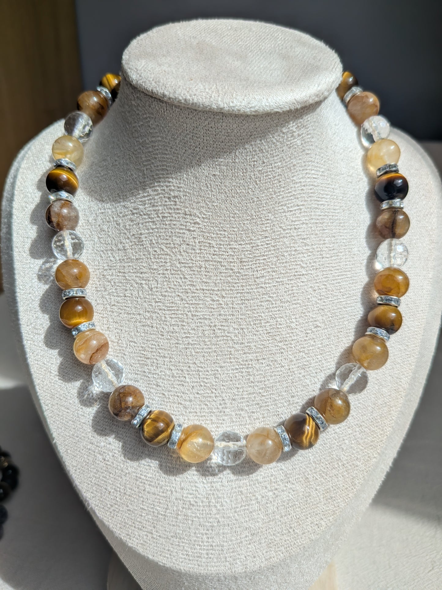 Collier quartz hematoide jaune, œil de tigre et cristal de roche