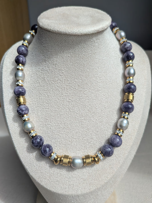 Collier en lepidolite et perles de culture
