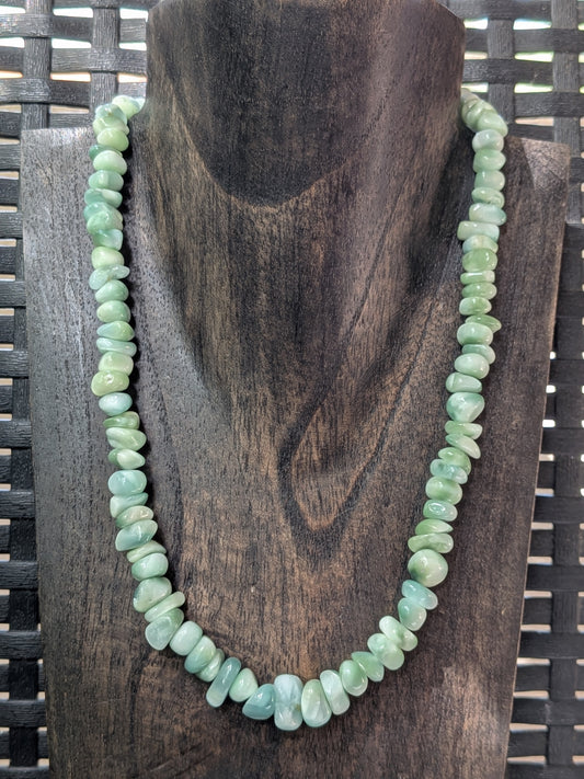 Collier en garnierite