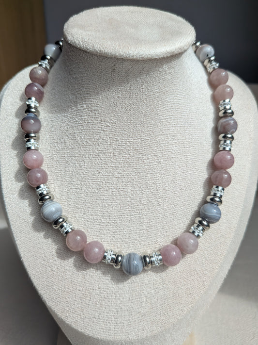 Collier en quartz rose et agate Botswana
