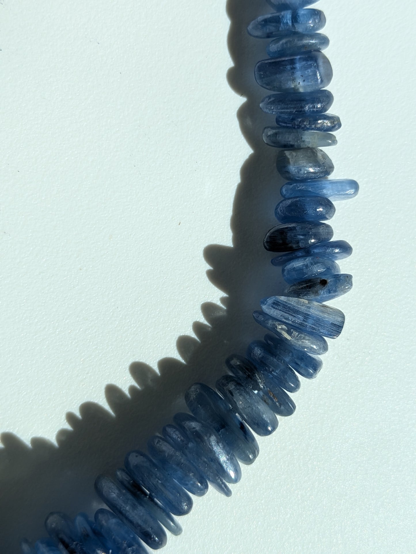 Collier en cyanite
